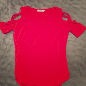 Yiqiaohui Red Cold Shoulder Fitted Shirt